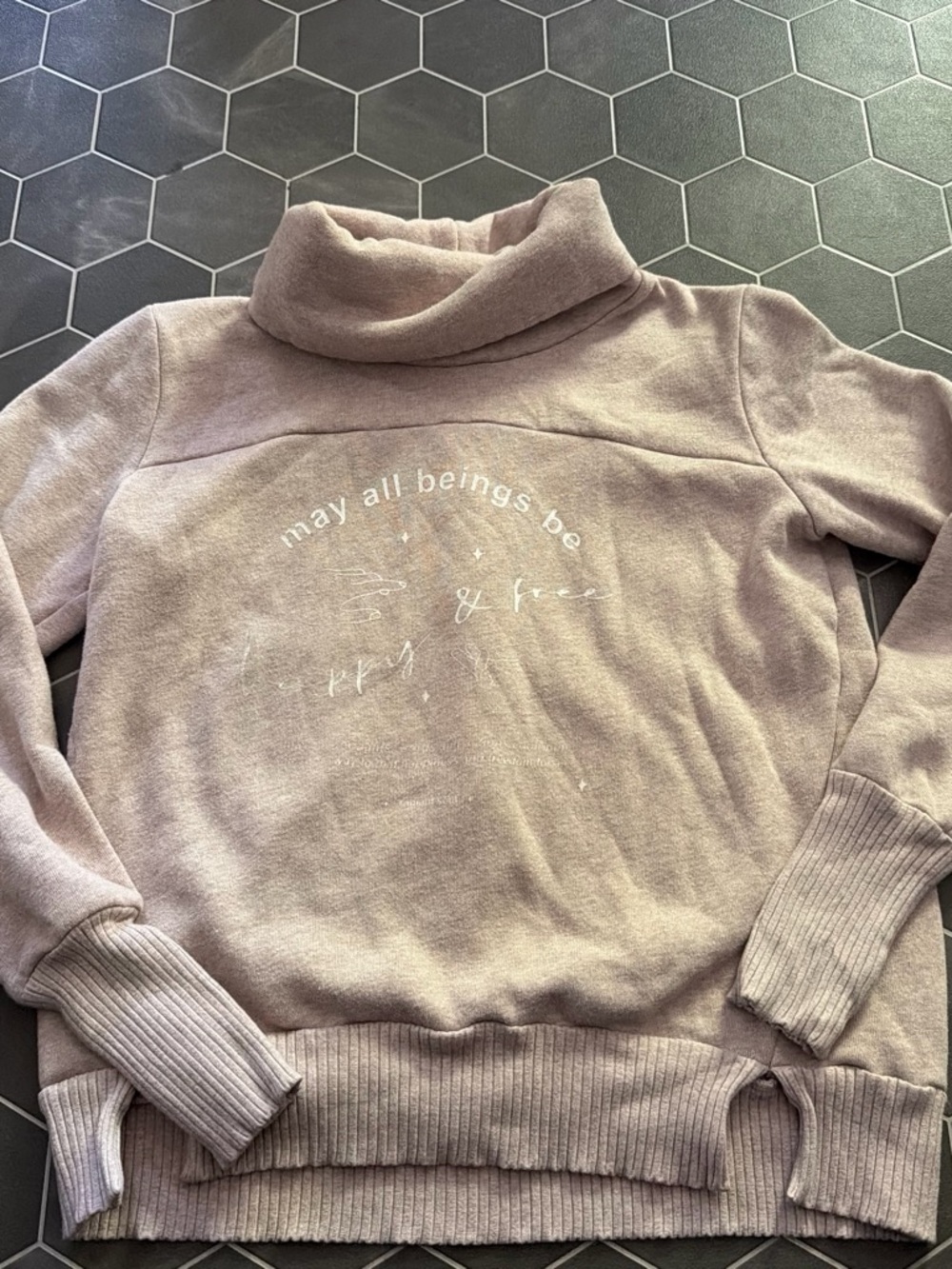ALO Yoga Mauve Turtleneck Pullover Sweatshirt